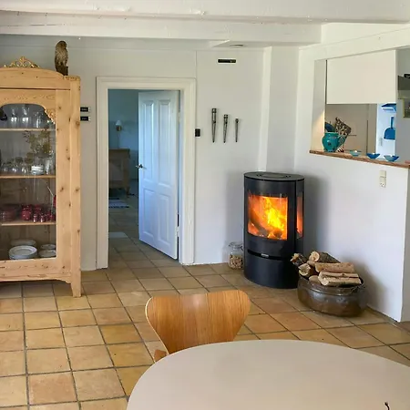 Cozy House On With Fjord Views Semesterbostad