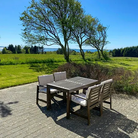 Cozy House On With Fjord Views